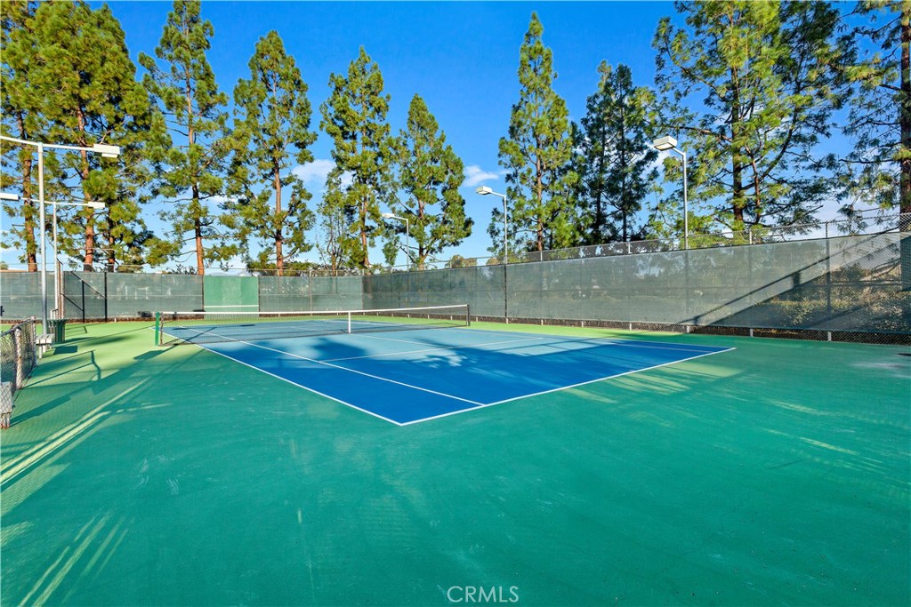 MLS #OC25237972 image #16