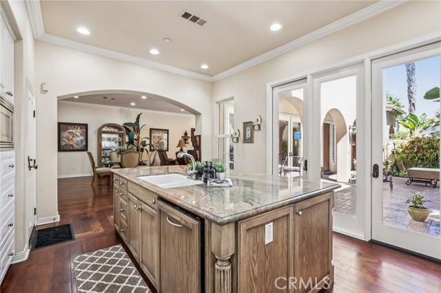 21254 Lorca Circle, Huntington Beach CA: https://media.crmls.org/medias/9f0262f2-fdc2-4f9b-bede-77491ec9c011.jpg