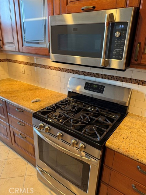 Detail Gallery Image 11 of 24 For 8180 Manitoba St #308,  Playa Del Rey,  CA 90293 - 2 Beds | 2 Baths