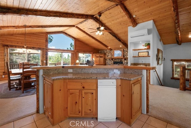 Detail Gallery Image 7 of 46 For 694 Butte Ave, Big Bear City,  CA 92314 - 4 Beds | 2/1 Baths