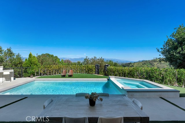 Detail Gallery Image 33 of 72 For 15641 High Knoll Rd, Encino,  CA 91436 - 5 Beds | 4/1 Baths