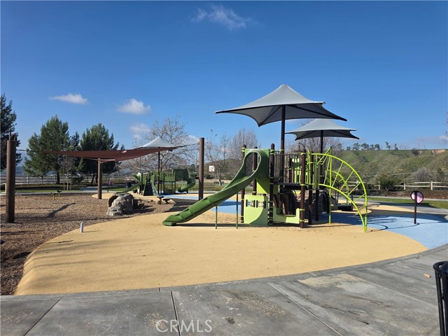 Detail Gallery Image 46 of 49 For 20523 Stella, Saugus,  CA 91350 - 4 Beds | 4 Baths