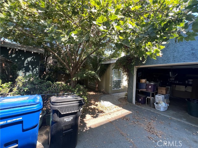 14418 Tiara Street, Van Nuys CA: https://media.crmls.org/medias/9f04421a-8e6a-4e56-aba4-7f95bb913b53.jpg