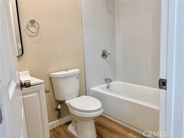 Detail Gallery Image 9 of 10 For 1464 3rd St #2,  La Verne,  CA 91750 - 0 Beds | 1 Baths