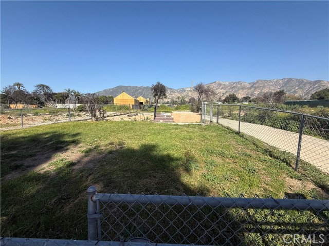 Detail Gallery Image 2 of 2 For 87 W Mariposa, Altadena,  CA 91001 - – Beds | – Baths