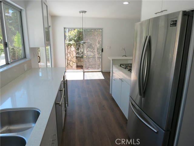 Detail Gallery Image 15 of 21 For 253 Vista Del Parque, Torrance,  CA 90277 - 5 Beds | 3 Baths