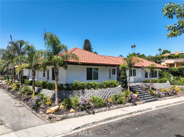 Detail Gallery Image 52 of 52 For 2199 Summitridge Dr, Beverly Hills,  CA 90210 - 4 Beds | 3 Baths