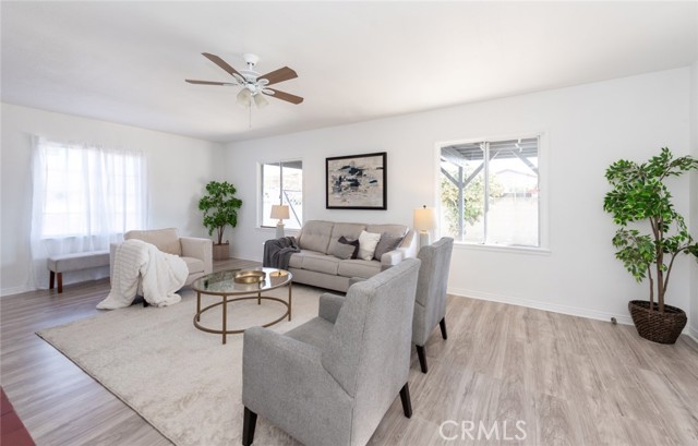 1949 Lancewood Avenue, Hacienda Heights CA: https://media.crmls.org/medias/9f056278-67ab-49b1-9d4d-688f1ce2fee5.jpg