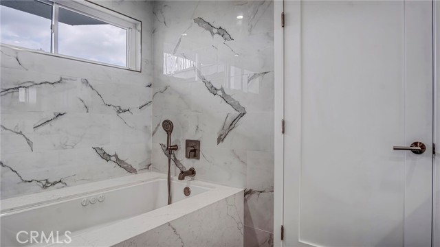 Detail Gallery Image 33 of 42 For 4124 Barrett, Los Angeles,  CA 90032 - 5 Beds | 4/1 Baths