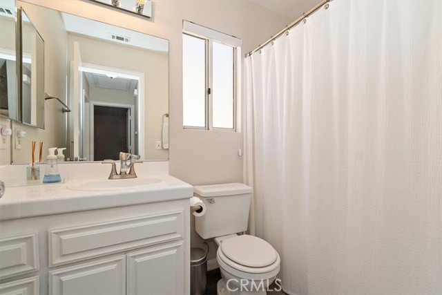 Detail Gallery Image 11 of 18 For 337 Reposo St, San Jacinto,  CA 92582 - 2 Beds | 2 Baths