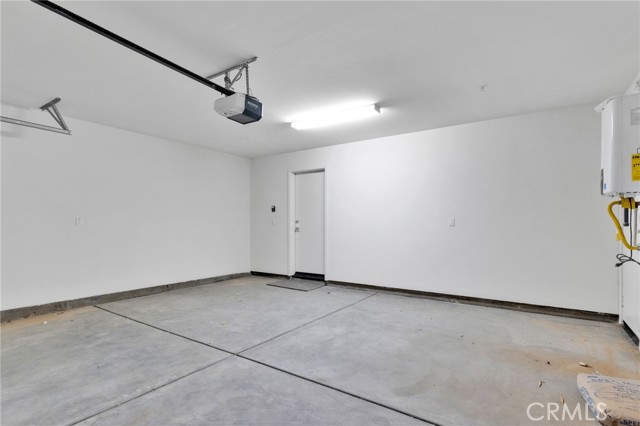 Detail Gallery Image 35 of 42 For 10110 Kemper Ave, Adelanto,  CA 92301 - 4 Beds | 2/1 Baths