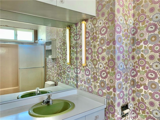 912 Ynez Avenue, Redondo Beach, California 90277, 4 Bedrooms Bedrooms, ,2 BathroomsBathrooms,Residential,Sold,Ynez,SB22045956