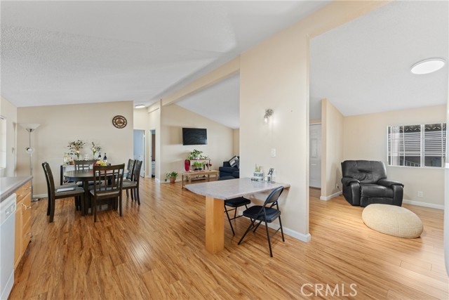 1010 Terrace Road, San Bernardino CA: https://media.crmls.org/medias/9f071e11-69dc-4918-9a97-3739b52c59e1.jpg