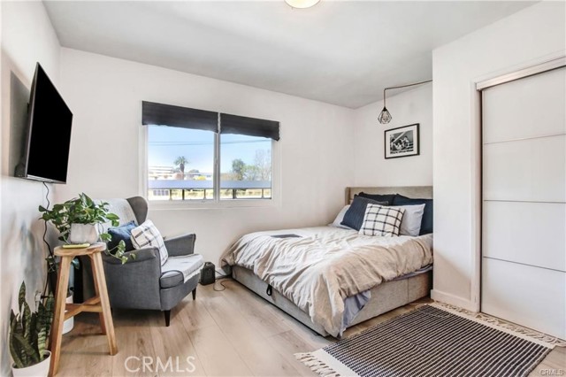 11258 Ohio Avenue, Los Angeles CA: https://media.crmls.org/medias/9f074353-e27c-4db9-97c7-87ddde68a5b0.jpg