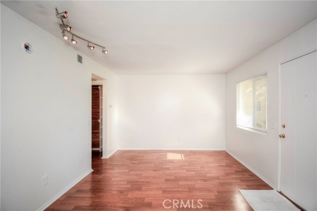 Detail Gallery Image 6 of 34 For 3736 Oak Creek, Ontario,  CA 91761 - 0 Beds | 1 Baths