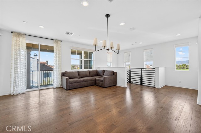 Detail Gallery Image 7 of 59 For 15953 Pilot, Chino,  CA 91708 - 3 Beds | 2 Baths