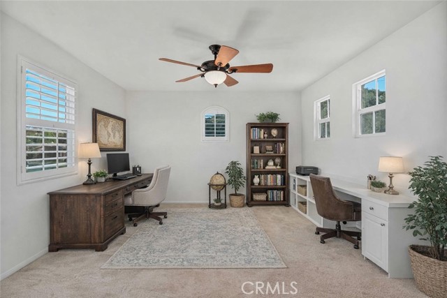 Detail Gallery Image 23 of 44 For 27976 Red Pine Ct, Valencia,  CA 91354 - 2 Beds | 3 Baths