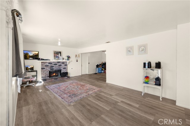 Detail Gallery Image 5 of 28 For 11865 Pecos Rd, Apple Valley,  CA 92308 - 3 Beds | 2 Baths