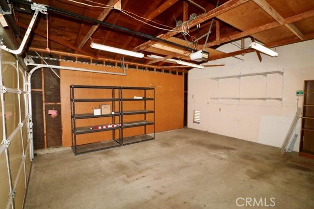 property-img