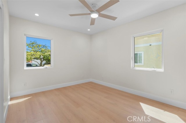 2411 Thomas Avenue, Redondo Beach CA: https://media.crmls.org/medias/9f094b8e-fdd9-415d-addb-39ee3353211b.jpg
