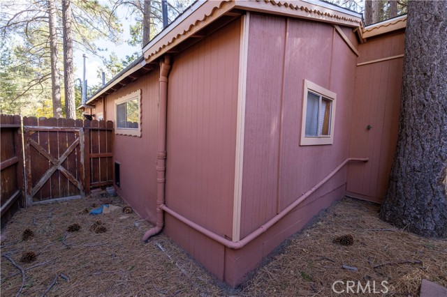 Detail Gallery Image 32 of 54 For 2242 Deep Creek Dr, Running Springs,  CA 92382 - 2 Beds | 1/1 Baths