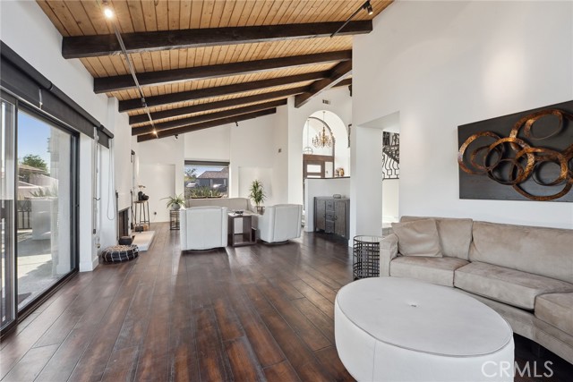 Detail Gallery Image 16 of 67 For 4372 Park Vicente, Calabasas,  CA 91302 - 4 Beds | 4/1 Baths