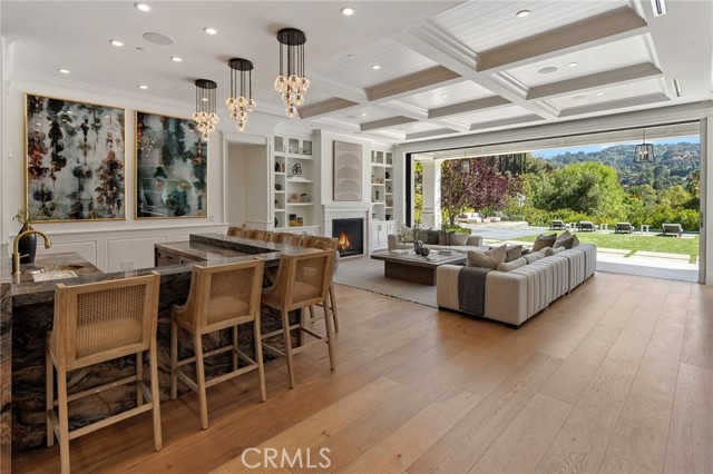 16630 Oldham Place, Encino CA: https://media.crmls.org/medias/9f0cfa5f-9b8a-4162-84ee-a09c59782868.jpg