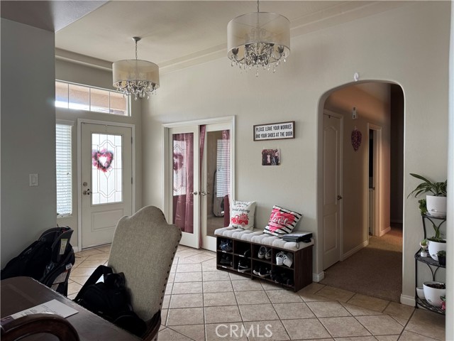 Detail Gallery Image 3 of 38 For 6719 Stafford Falls Dr, Bakersfield,  CA 93312 - 3 Beds | 2/1 Baths