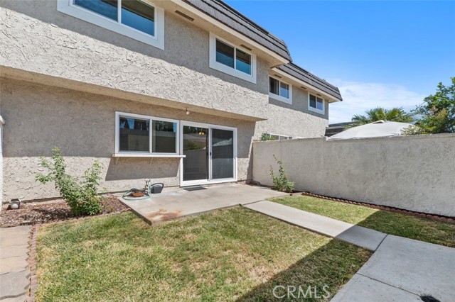 14276 Bolsa Chica Road, Westminster CA: https://media.crmls.org/medias/9f0dd0ee-4fe1-4570-a781-ee26a62f11b8.jpg