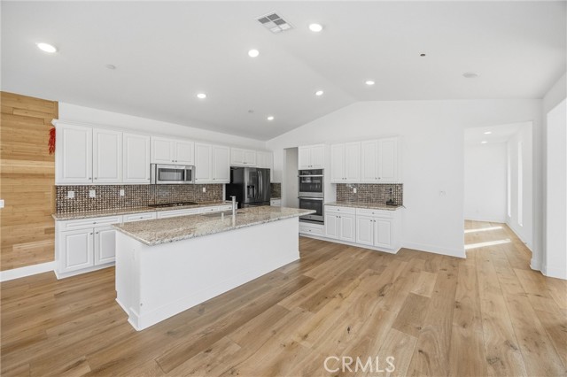 Detail Gallery Image 24 of 58 For 1322 Melstone, Beaumont,  CA 92223 - 4 Beds | 3 Baths