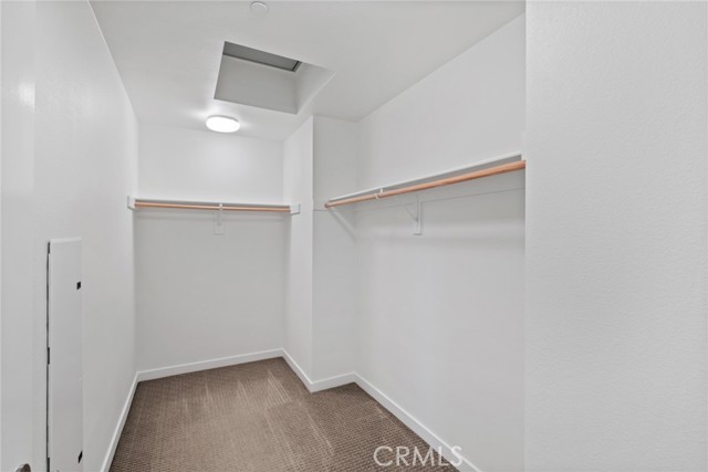 Image 7 of 26 For 555 Rockefeller