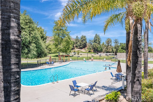 Detail Gallery Image 35 of 48 For 19223 Avenue of the Oaks #D,  Newhall,  CA 91321 - 2 Beds | 1 Baths