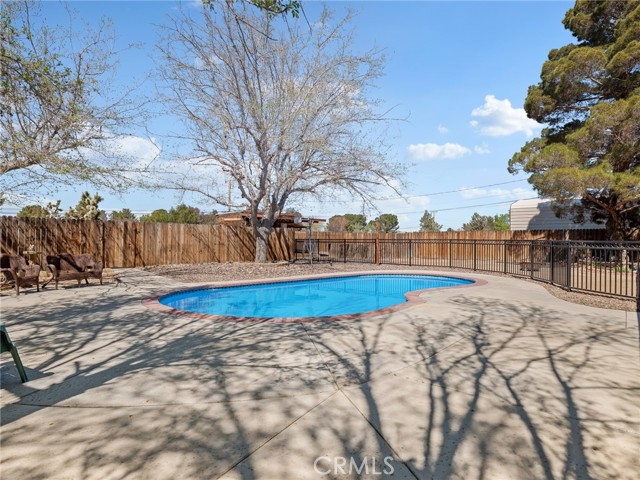 Detail Gallery Image 33 of 45 For 14154 Hopi, Apple Valley,  CA 92307 - 3 Beds | 2 Baths