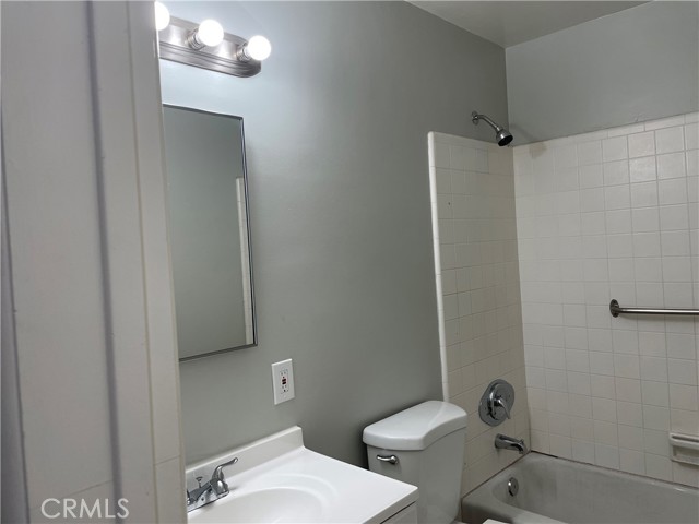 Detail Gallery Image 5 of 8 For 8366 Nuevo Ave, Fontana,  CA 92335 - 2 Beds | 1 Baths