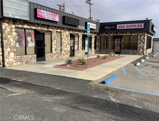 15208 Seventh Street, Victorville, California 92395, ,Commercial Sale,For Sale,15208 Seventh Street,CRIG24202293
