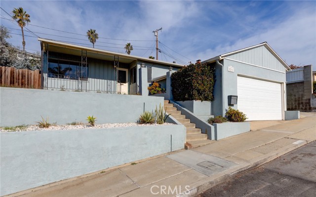2211 Fisher Court, Redondo Beach, California 90278, 3 Bedrooms Bedrooms, ,1 BathroomBathrooms,Residential,Sold,Fisher,SB22253655