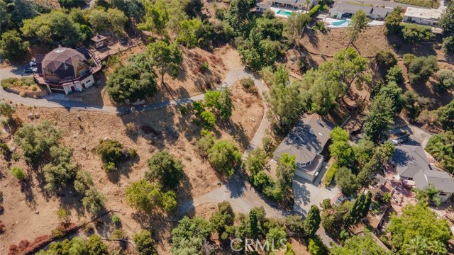 9530 Wheatland Avenue, Shadow Hills CA: https://media.crmls.org/medias/9f12774b-8251-42b6-8335-58a4113341f3.jpg