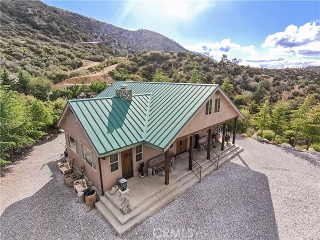 Detail Gallery Image 1 of 45 For 1870 Oak Springs Valley Rd, Wrightwood,  CA 92397 - 2 Beds | 2 Baths