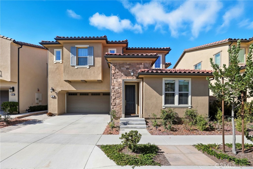 1883 Aliso Canyon Drive