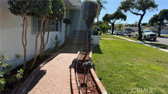 Detail Gallery Image 3 of 26 For 1048 E 45th Way, Long Beach,  CA 90807 - 3 Beds | 2 Baths