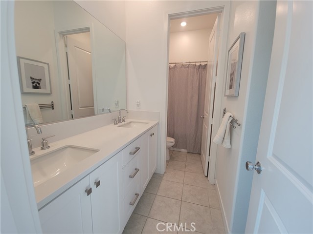 Detail Gallery Image 25 of 39 For 27078 Painted Sky Way, Valencia,  CA 91381 - 3 Beds | 2/1 Baths