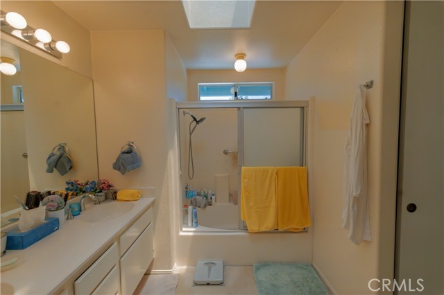 13674 Bennington Court, Fontana CA: https://media.crmls.org/medias/9f1429e1-0ea2-4089-92f4-b17a361cf141.jpg