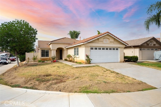 8781 Northstar Dr, Riverside, CA 92508