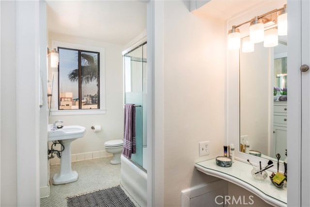 Detail Gallery Image 17 of 29 For 315 W 3rd St #605,  Long Beach,  CA 90802 - 1 Beds | 1 Baths