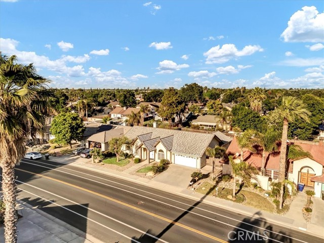 Detail Gallery Image 8 of 53 For 1219 University Ave, Hanford,  CA 93230 - 3 Beds | 2 Baths