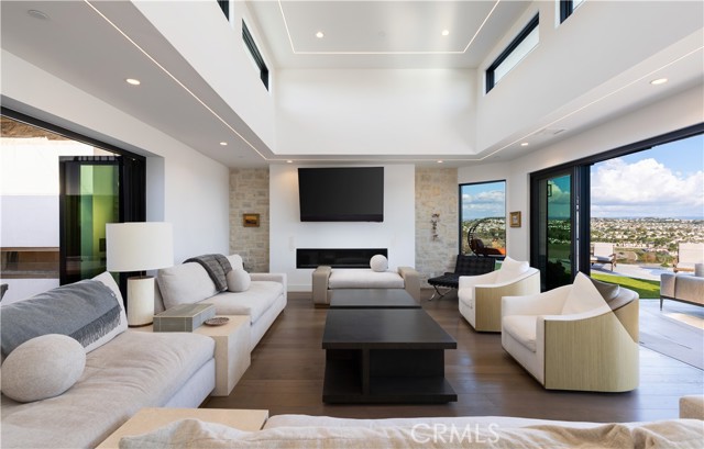 Detail Gallery Image 15 of 60 For 32492 Azores Rd, Dana Point,  CA 92629 - 4 Beds | 5/1 Baths