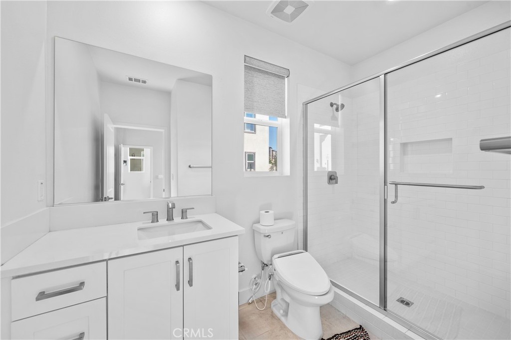 MLS #OC25272647 image #20