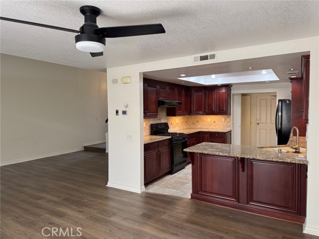 Detail Gallery Image 5 of 20 For 2035 Cobblefield Way, Glendora,  CA 91740 - 3 Beds | 3 Baths