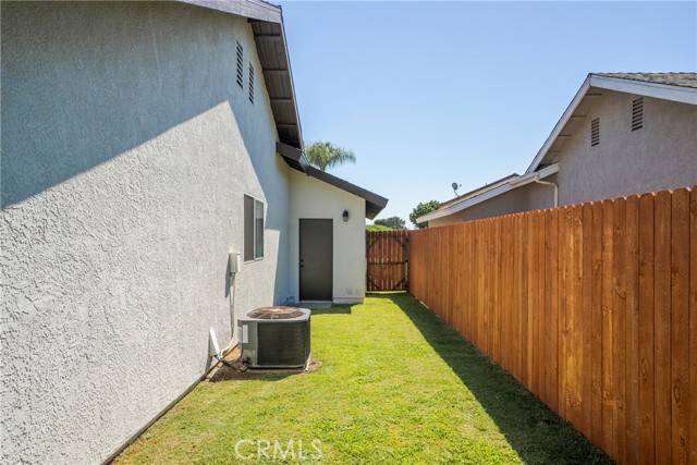 Detail Gallery Image 35 of 39 For 700 W 2nd St #2,  Azusa,  CA 91702 - 3 Beds | 2/1 Baths