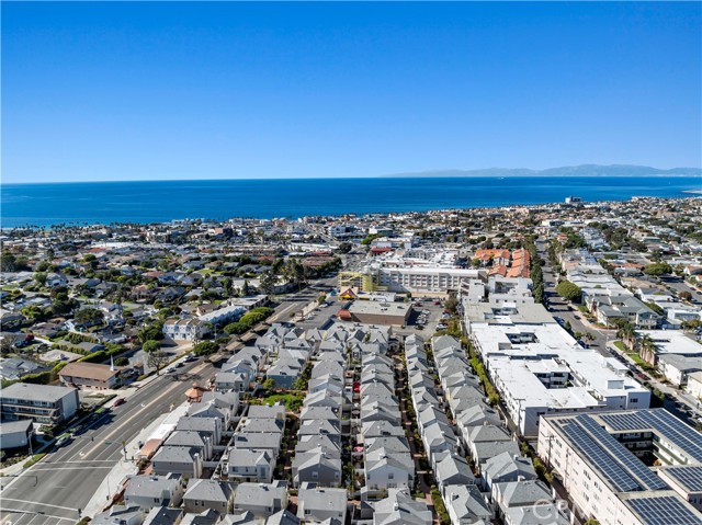 1800 Pacific Coast, Redondo Beach, California 90277, 3 Bedrooms Bedrooms, ,2 BathroomsBathrooms,Residential,For Sale,Pacific Coast,PV24231202